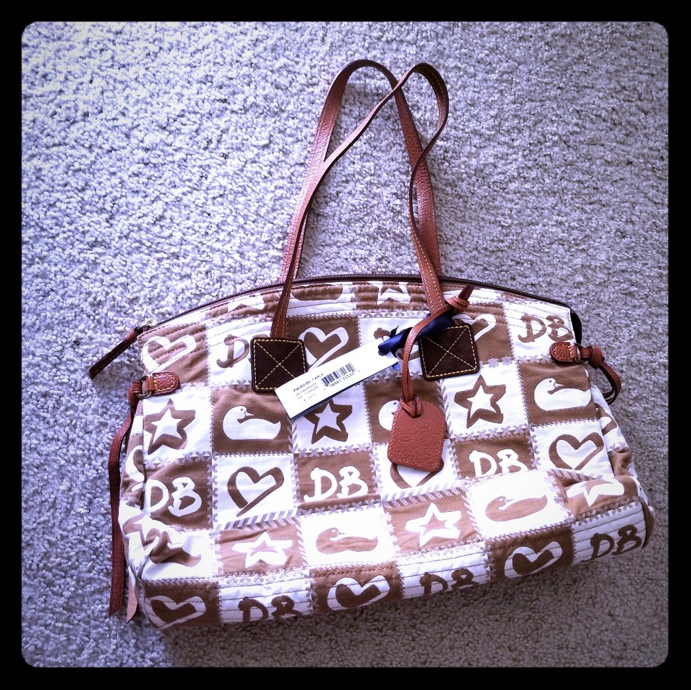 Nwt dooney and bourke purse